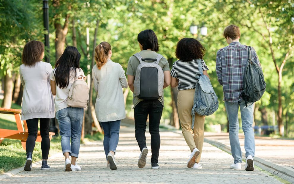 Estudantes
